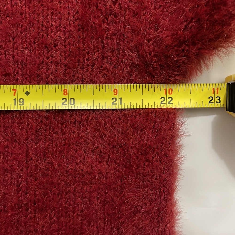 Ava & Viv women’s cranberry colored sweater size 1XL furry and comfortable - Picture 7 of 8
